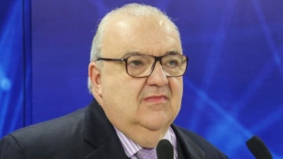 Rafael Greca é eleito prefeito de Curitiba