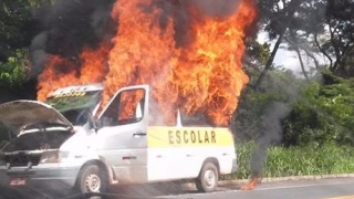 Incêndio na Van