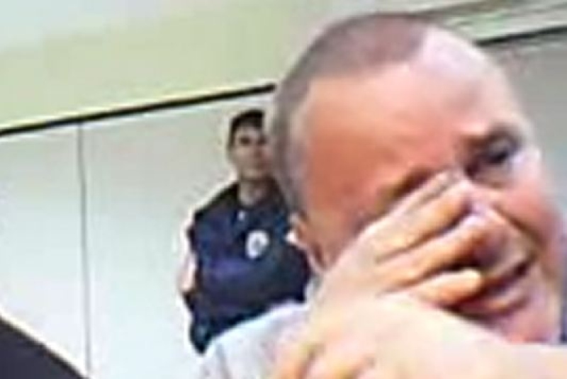 Geddel chora ao ouvir de Valisney que permanece na prisão