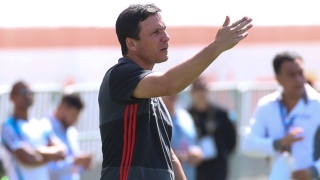 Flamengo demite Zé Ricardo após derrota para o Vitória