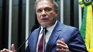 Senador Alvaro Dias (PODE-PR)