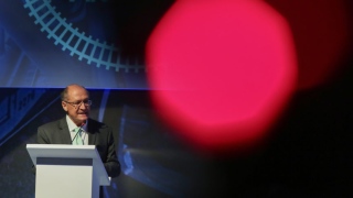 O tucano Geraldo Alckmin diz que fará um 'pit-stop' na vida política