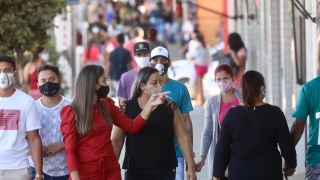 Morte por Covid-19 sobe entre mulheres em Goiás