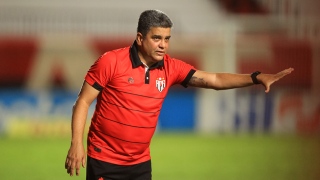 Marcelo Cabo, técnico do Atlético-GO