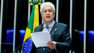 Roberto Requião