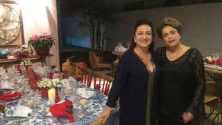 Kátia recebe Dilma para jantar