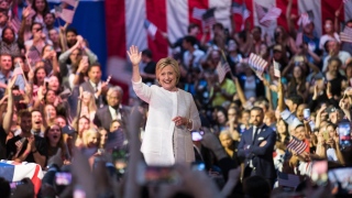 Hillary torna-se 1ª mulher candidata à presidência dos EUA por grande partido