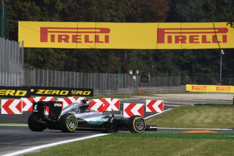 Hamilton lidera 2º treino livre e é o mais rápido do dia em Monza