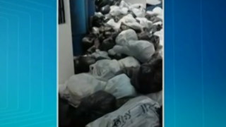 Sacos de lixo estão acumulando no Hospital Regional de Araguaína (HRA)
