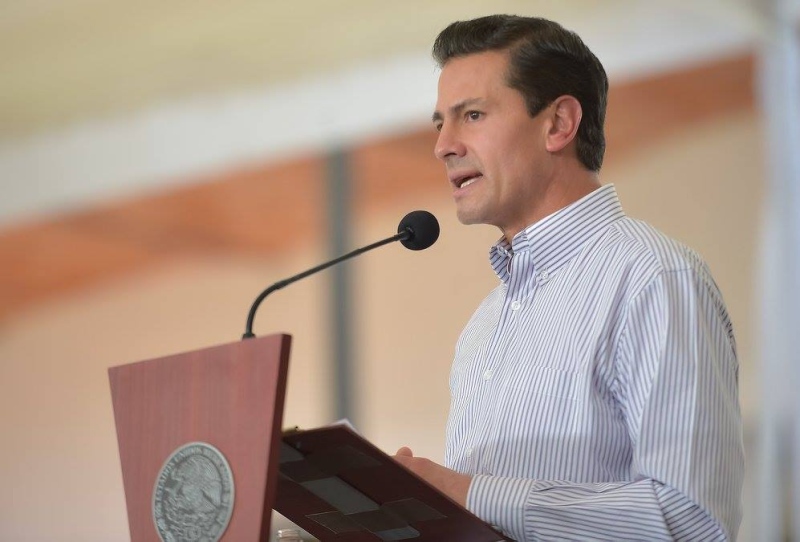 Líder mexicano cancela visita aos EUA após disputa em relação a muro