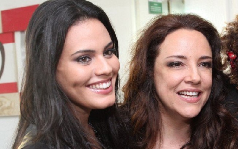 'Me senti atraída e não hesitei', afirma Letícia Lima sobre namoro com a cantora