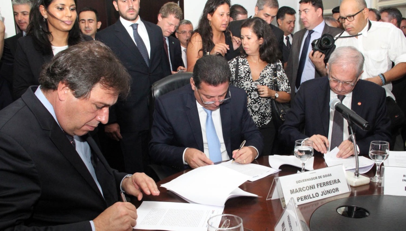 Enel formaliza aquisição do controle acionário da Celg em Goiás
