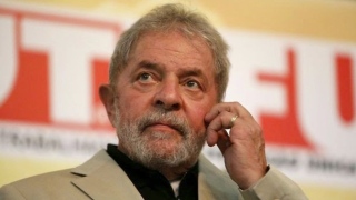'Só discuti a cozinha', diz Lula sobre reunião com empreiteiro em São Bernardo