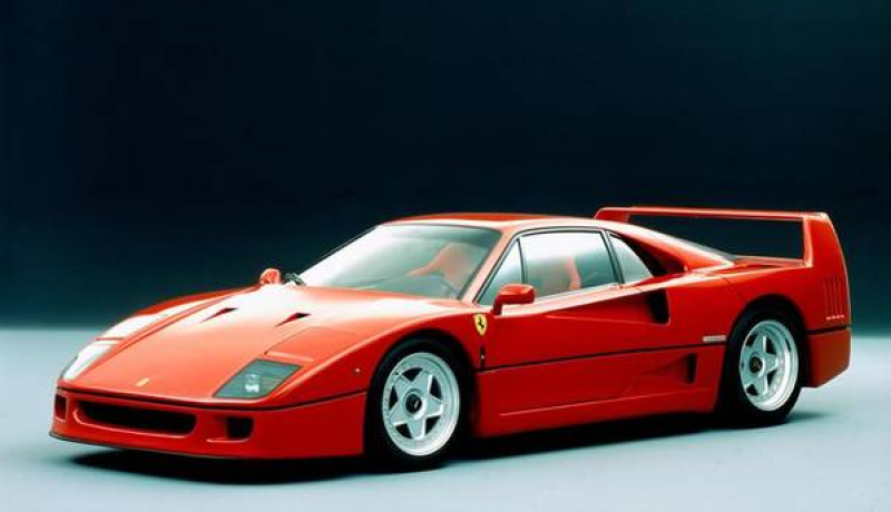'Pai' dos supercarros, Ferrari F40 completa 30 anos