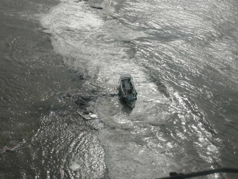 Barco naufraga na Bahia; Marinha confirma 22 mortos