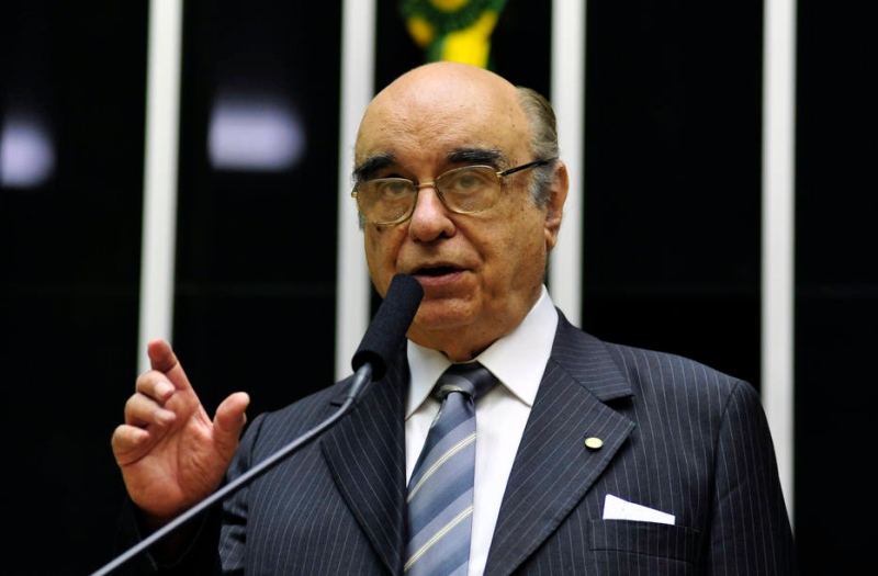 Bonifácio de Andrada (PSDB-MG) foi escolhido para relatar denúncia contra Temer na CCJ
