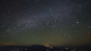Chuva de meteoros poderá ser vista a olho nu em qualquer lugar do Brasil onde o céu estiver limpo Fo