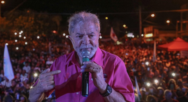 'Lamentavelmente, Lula se corrompeu', diz procurador