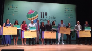 Profissionais premiados no 11° Prêmio Professores do Brasil