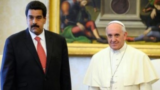 Encontro entre Maduro e o Papa Francisco ocorrido em 2013, no Vaticano