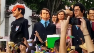 Boneco de Bolsonaro 