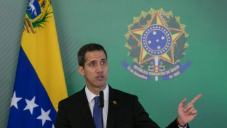 O autodeclarado presidente interino da Venezuela, Juan Guaidó, durante visita ao Brasil