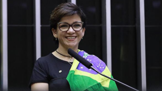 Deputada Federal Alê Silva (PSL-MG)
