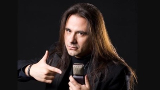 Morre Andre Matos, ex-vocalista e fundador do Angra e Shaman, aos 47 anos