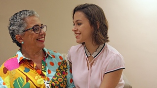 Denise Rodrigues e sua filha Chiara Theodora