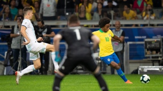 Willian havia sido convocado quando Neymar se machucou