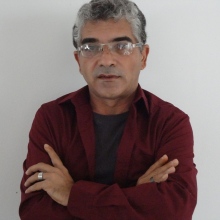 Jornalista e escritor Ronaldo Coelho Teixeira