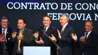 "Se não fizer isso, vou pro impeachment", diz Bolsonaro sobre novo bloqueio no Orçamento