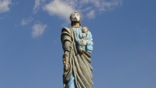 Estátua de São José na entrada de Dianópolis