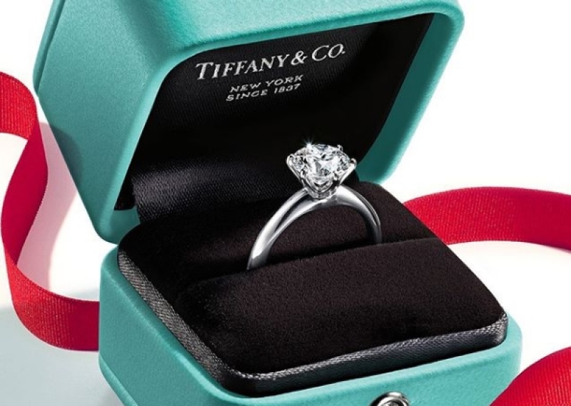 LVMH, dona da Louis Vuitton, fecha compra da Tiffany por US$ 16,2 bilhões