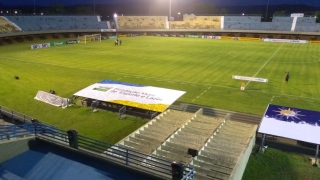 Estádio Nilton Santos preparado para receber o Palmas e Paraná