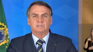 Bolsonaro fará novo pronunciamento sobre coronavírus nesta terça-feira (31)
