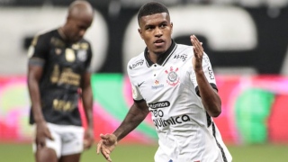 Léo Natel comemora gol pelo Corinthians