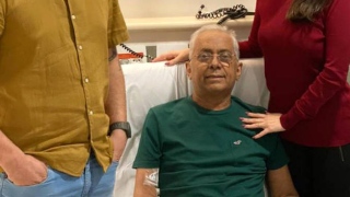 O empresário José Hipólito Correia Costa, que recebeu transplante de pulmão, com os filhos Artur e A
