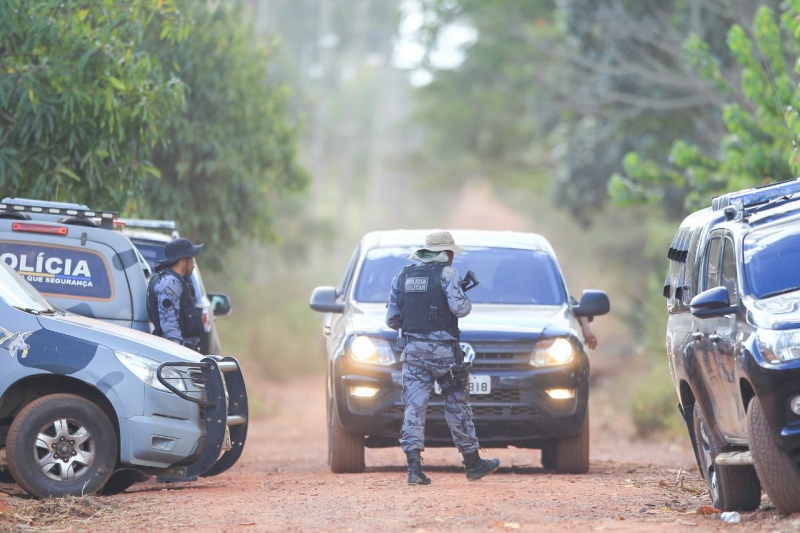 Policiais fazem abordagem a casas de matriz africana em Águas Lindas de Goiás 