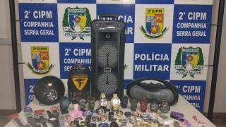 Objetos furtados que foram recuperados na ação policial 