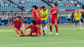 Brasil goleia China na estreia do futebol feminino em Tóquio