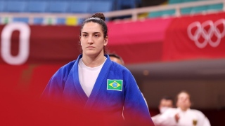 Mayra Aguiar é bronze na categoria até 78kg em Tóquio-2020