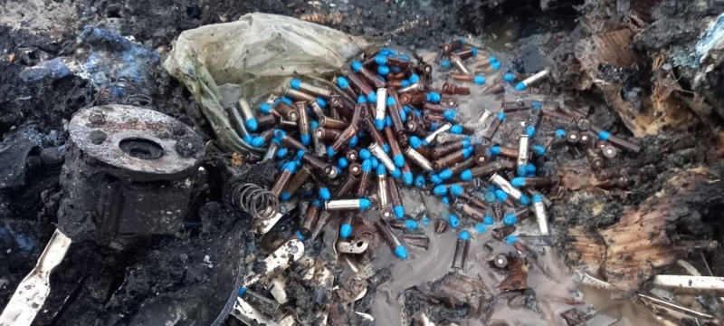 Parte das munições encontradas em veículo que pegou fogo