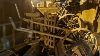 Parte dos objetos cortados e furtados da ferrovia 