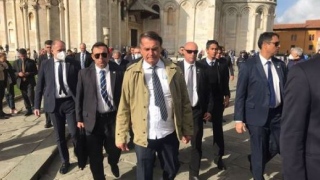 Bolsonaro na Itália Pisa