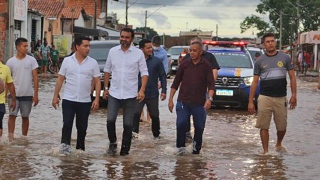 Governador durante visita em São Miguel do Tocantins