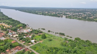 Enchentes e cheia no rio Tocantins