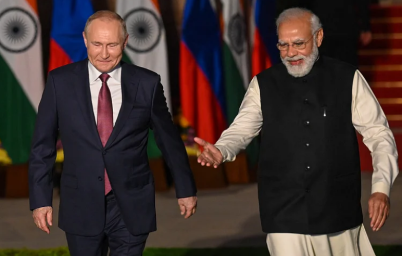 Rússia e India 