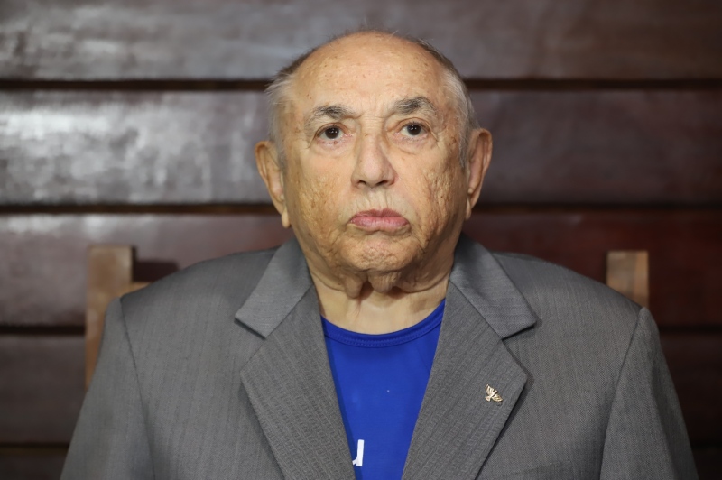 Ex-governador Siqueira Campos 