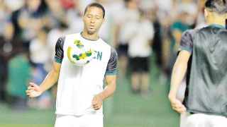 Matheus Sales disputa vaga no meio-campo do Goiás e pode ser novidade contra o RB Bragantino